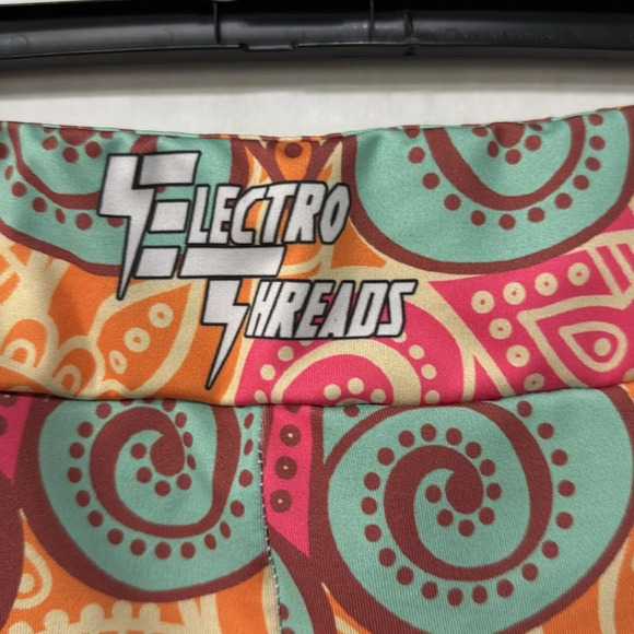 Electro Threads Mandala Leggings Pink, Teal and Orange in size XL - Picture 8 of 10